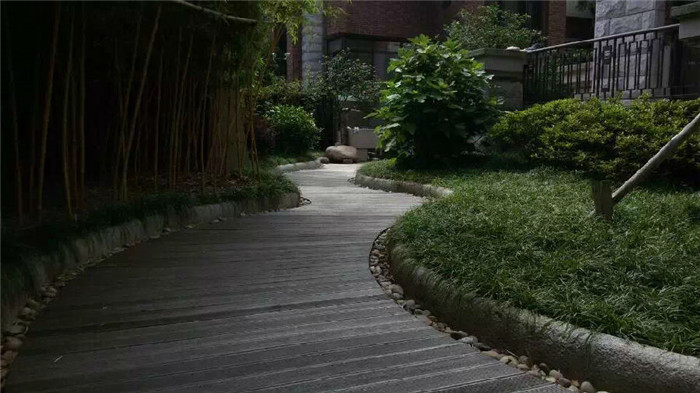 現(xiàn)代中式別墅花園01